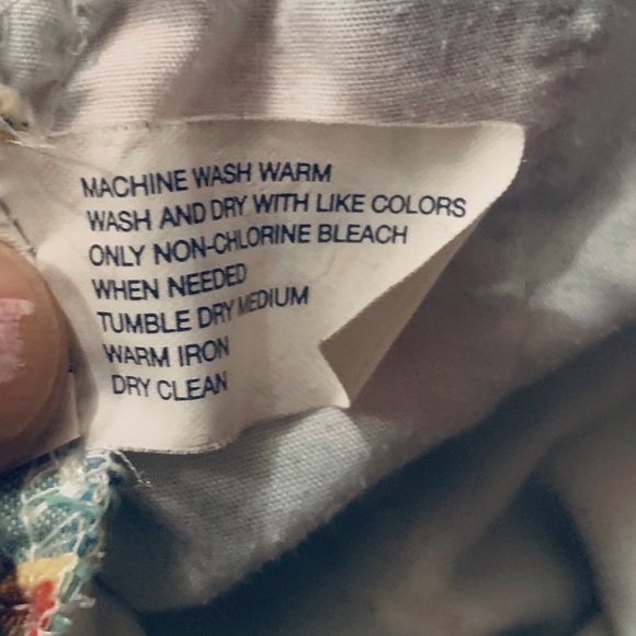 Shorts - Picture 6 of 6